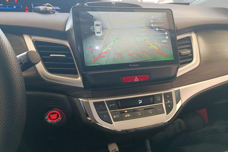 Used Honda Jade 2017 1.8L automatic Comfort version 5 seats
