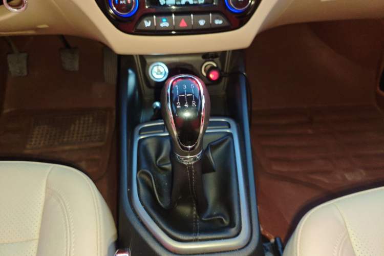 Used Changan Eado 2016 1.6L Manual Fashion Edition