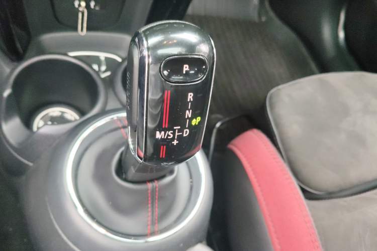 Used MINI JCW 2018 2.0T JOHN COOPER WORKS ALL-IN