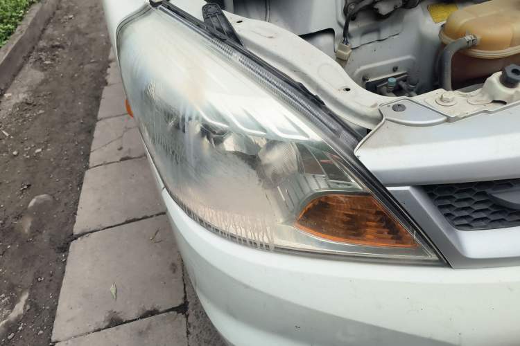 Used Foton Scenic V5 2017 1.5L Long-Wheelbase 450 Van Standard Edition DAM15DR
