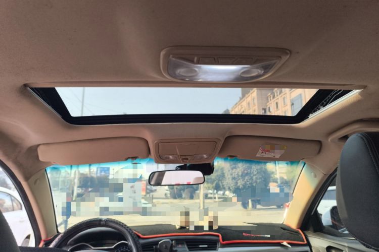 Used Geely Auto Emgrand 2017 Sedan Million Edition 1.5L CVT Upward Connectivity Version