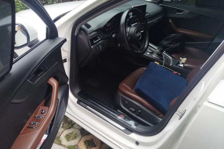 Used Audi A4L 2017 45 TFSI quattro Style Edition Driver Seat