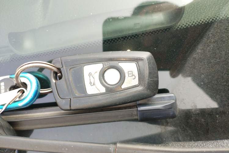 Used BMW 3 Series 2015 316Li Fashion Model