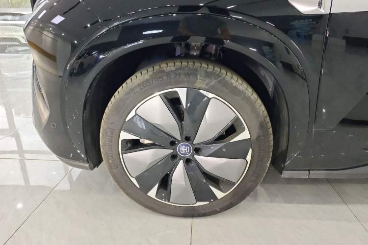 Used BYD Tang L 2025 EV 600KM All-Wheel-Drive LiDAR Flagship Model