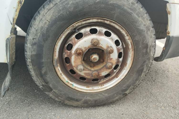 Used JMC Transit 2017 2.8T Commercial Version Short Wheelbase Mid-Roof 6/7/8-Seater JX493
