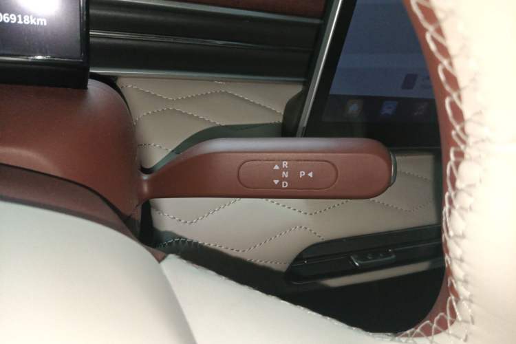 Used Dongfeng NAMMI 01 2024 New Edition 330 Plus Smart+