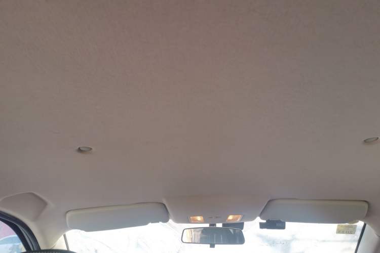 Used Dongfeng Fengon S560 2018 1.8L CVT Elite Model 5 Seats
