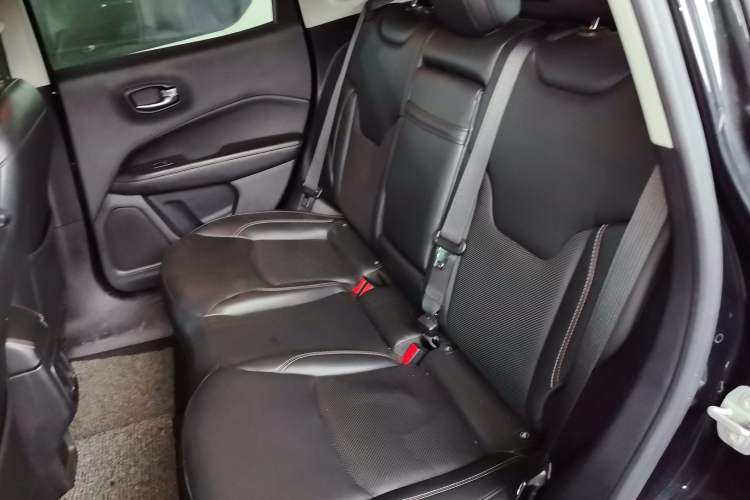 Used Jeep Compass 2017 200T Automatic Family Edition