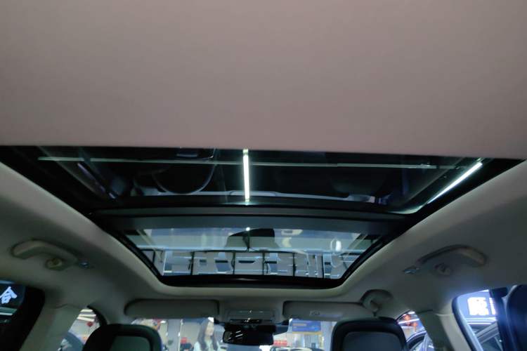 Used Lincoln Corsair 2023 2.0T Two-Wheel Drive Luxury Edition
