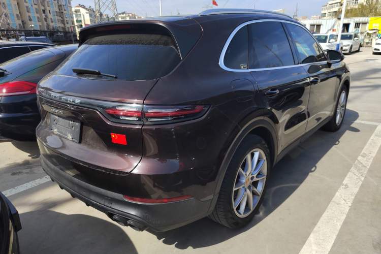 Used Porsche Cayenne 2019 Cayenne 3.0T Rear Right 45 Deg