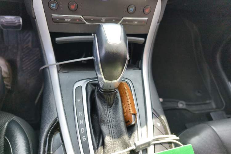 Used Ford Edge 2016 EcoBoost 245 Four-Wheel Drive Titanium 7-Seater
