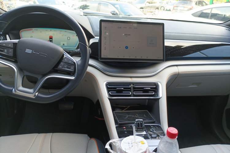 Used BYD Song PLUS New Energy 2023 Champion Edition DM-i 110KM Flagship PLUS
