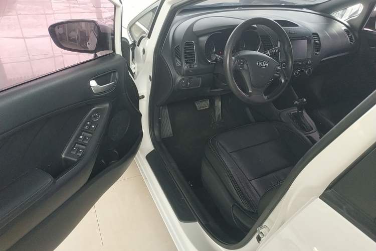 Used Kia K3 2015 1.6L Automatic GL
