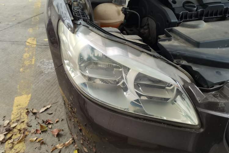 Used Peugeot 301 2014 1.6L Manual Comfort Edition