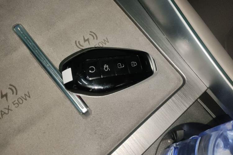 Used Denza N9 2025 Prestige Version