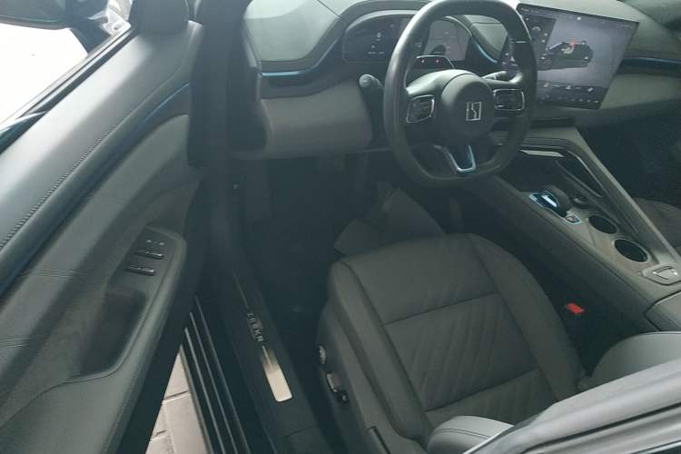 Used Zeekr 001 2024 YOU Edition 100 kWh All-Wheel Drive Left Front Seat