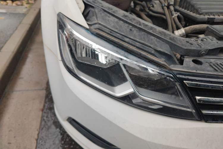 Used Volkswagen Lamando 2015 280TSI DSG Comfort Edition
