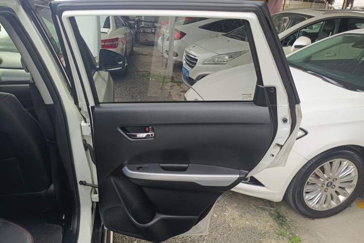 Used Suzuki Vitara 2016 1.4T Automatic Two-Wheel Drive Luxury Version