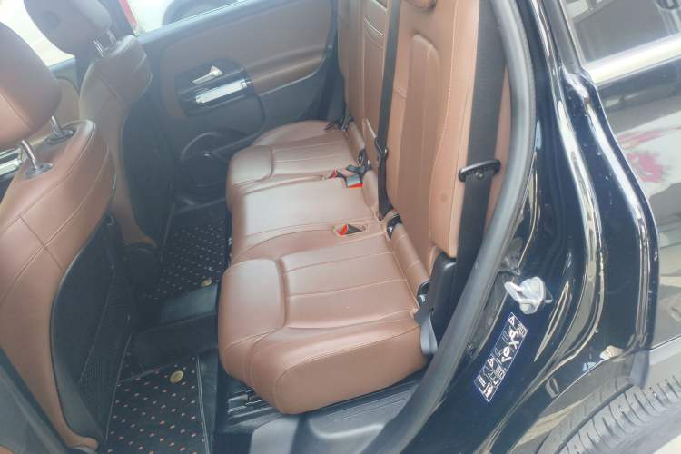 Used Mercedes-Benz GLB 2021 GLB 200 Fashion Model