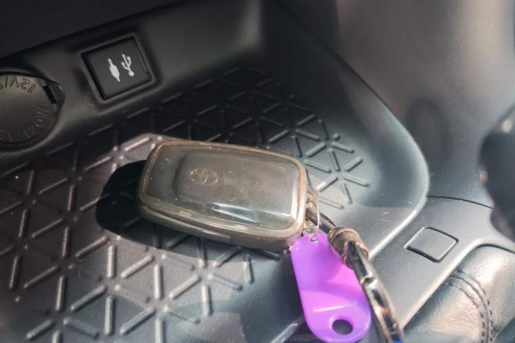 Used Toyota Wildlander 2022 2.0L CVT Two-Wheel Drive Luxury PLUS Edition