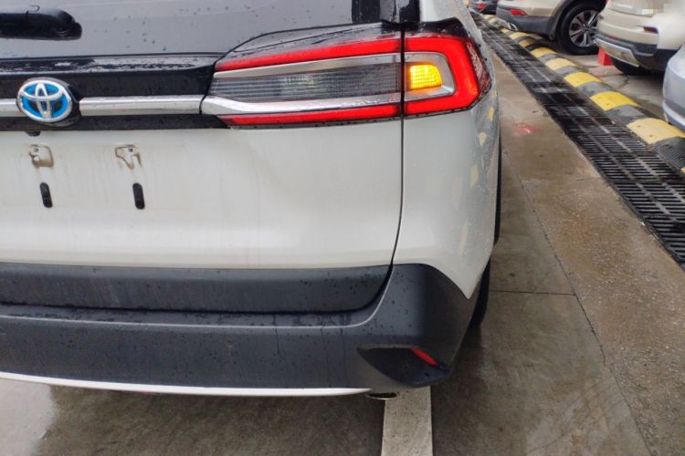 Used Toyota Wildlander 2022 Dual-Engine 2.5L E-CVT Two-Wheel Drive Prestige Edition
