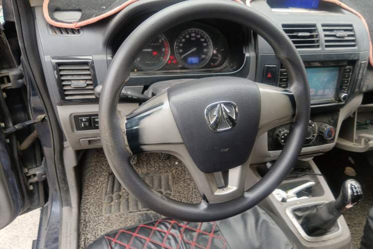 Used BAIC Weiwang M20 2014 1.5L Standard Version BJ415B Steering Wheel