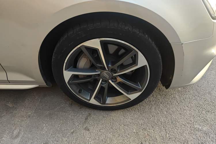 Used Audi A4L 2017 Plus 45 TFSI quattro Sport model