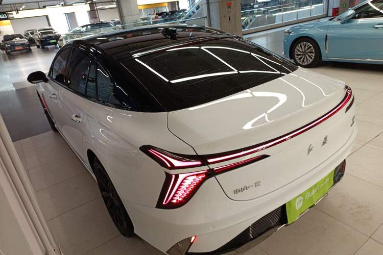 Used Hongqi H6 2023 2.0T ZhiShang Version