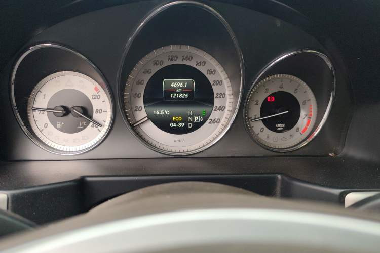 Used Mercedes-Benz GLK-Class 2014 GLK 260 4MATIC Dynamic Model
