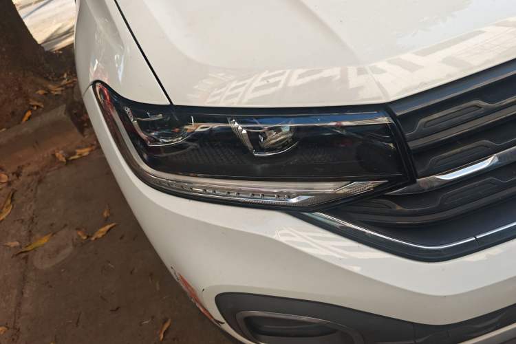 Used Volkswagen Tacqua 2020 1.5L Automatic Yue
