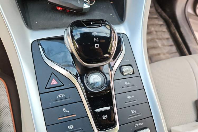 Used BYD Song Pro New Energy 2022 DM-i 110km Flagship Pro Model Gear Lever