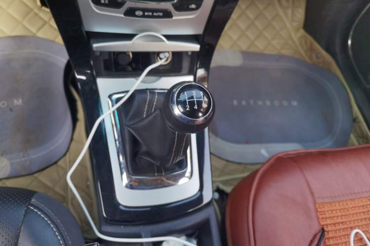 Used BYD Surui 2014 1.5L Manual Comfort Model
