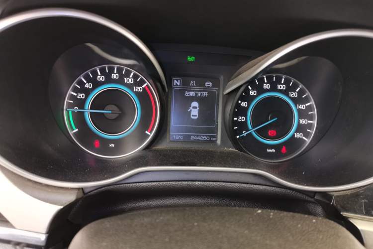 Used CHANGAN Eado New Energy 2022 EV460 Smart Ride-Hailing Edition – Lithium Iron Phosphate Instrument Cluster