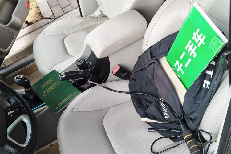 Used Geely Auto Emgrand 2014 Sedan 1.5L Manual Elite Model
