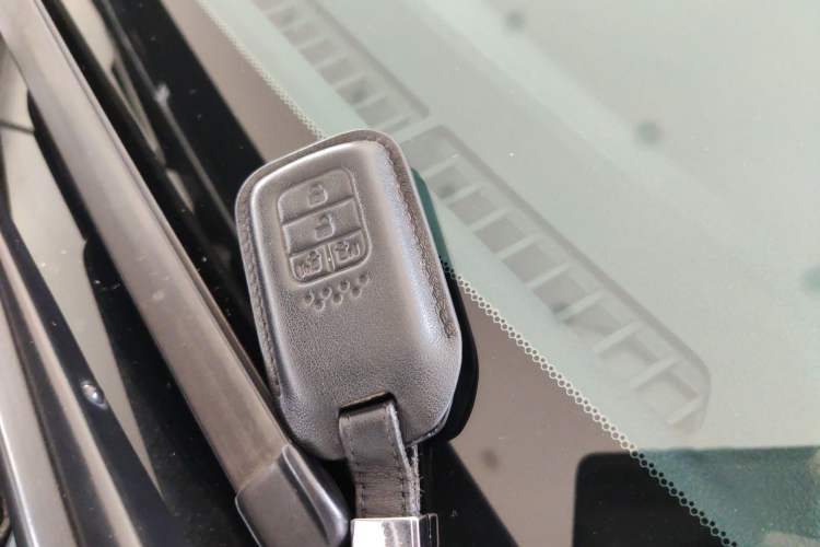 Used Honda Elysion 2019 2.0L Hybrid Luxury Edition Vehicle Key