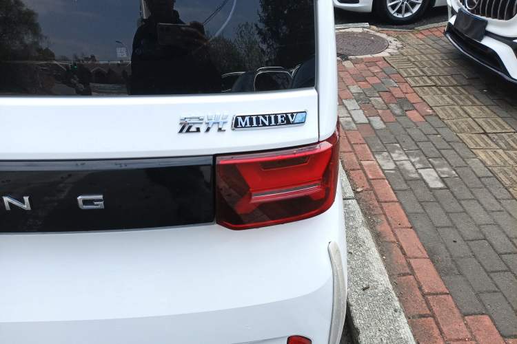 Used Wuling Hongguang MINIEV 2022 GAMEBOY 300km Enthusiast Model with Lithium Iron Phosphate
