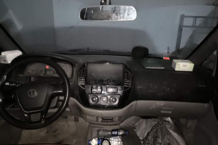 Used FORTHING Lingzhi 2017 V3 1.5L 7-seater Standard Model Headliner