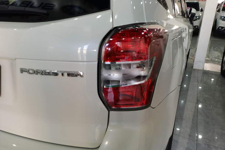 Used Subaru Forester 2015 2.0i Special Edition Commemorative Model
