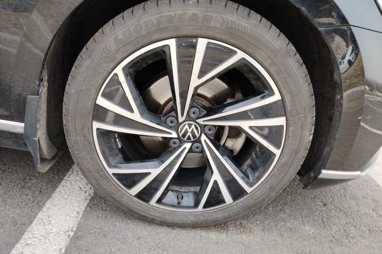 Used Volkswagen Magotan 2021 330TSI DSG 30th Anniversary Edition
