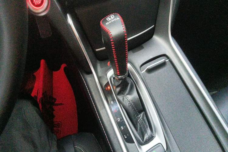 Used Honda Inspire 2019 260TURBO Elegant Edition China VI Emission Standard Gear Lever