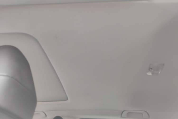 Used Honda Jade 2014 1.8L Automatic Comfort Elite Version 5 Seats Headliner