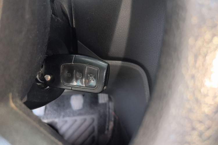 Used Ford Focus 2013 Hatchback Classic 1.8L Manual Base Model