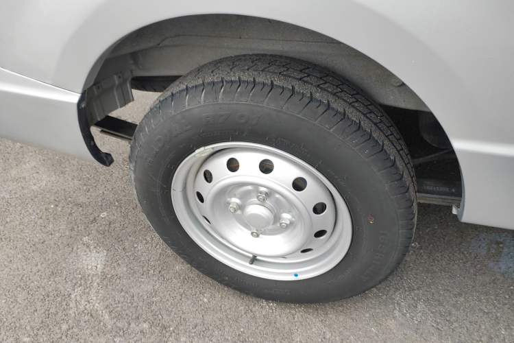 Used Wuling Rongguang S 2021 1.2L Base Model Window-Sealed 2-Seat LSI Car
