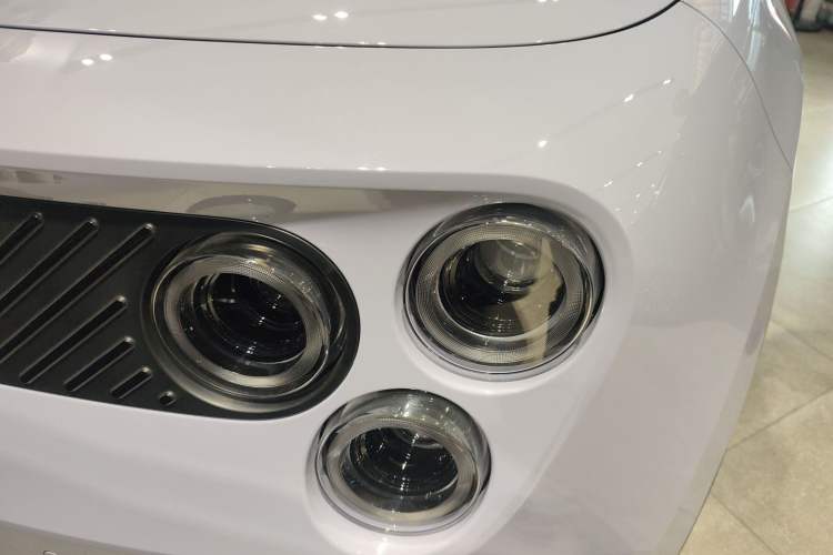 Used firefly firefly 2025 Free Edition