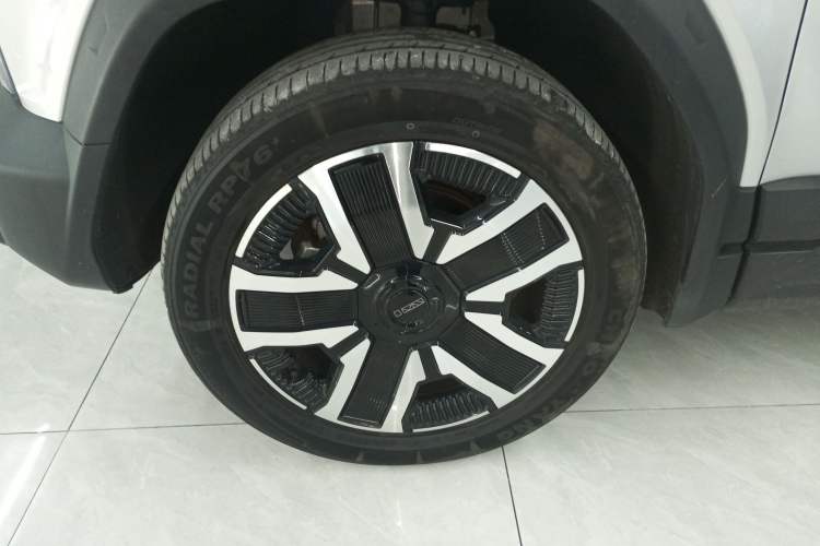 Used iCAR 03 2024 501km Four-wheel Drive Long-range Intelligent Driving Edition Left Front Wheel Hub