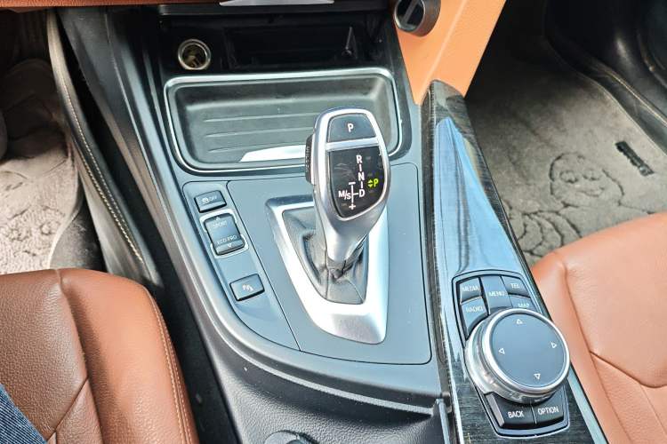 Used BMW 3 Series GT 2013 328i Sport Design Package
