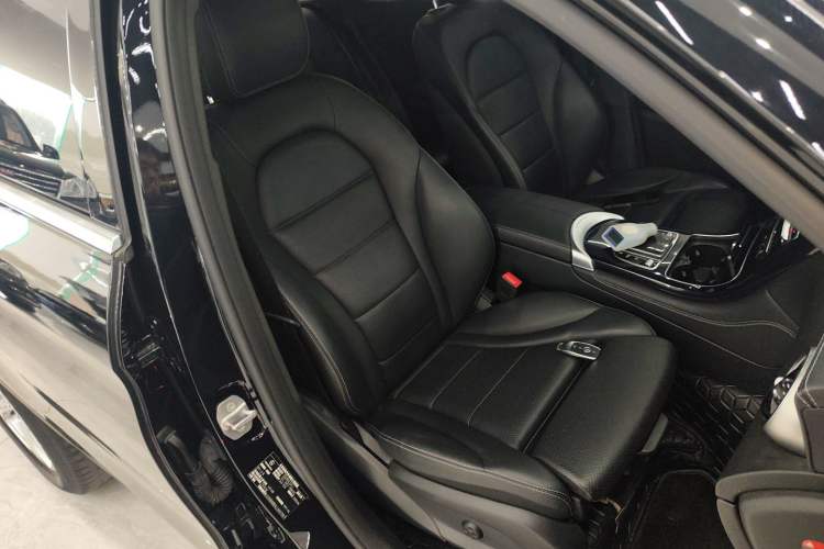 Used Mercedes-Benz GLC 2020 Facelifted GLC 260 L 4MATIC Dynamic Edition
