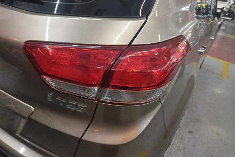 Used Hyundai ix25 2017 1.6L Automatic Smart Version
