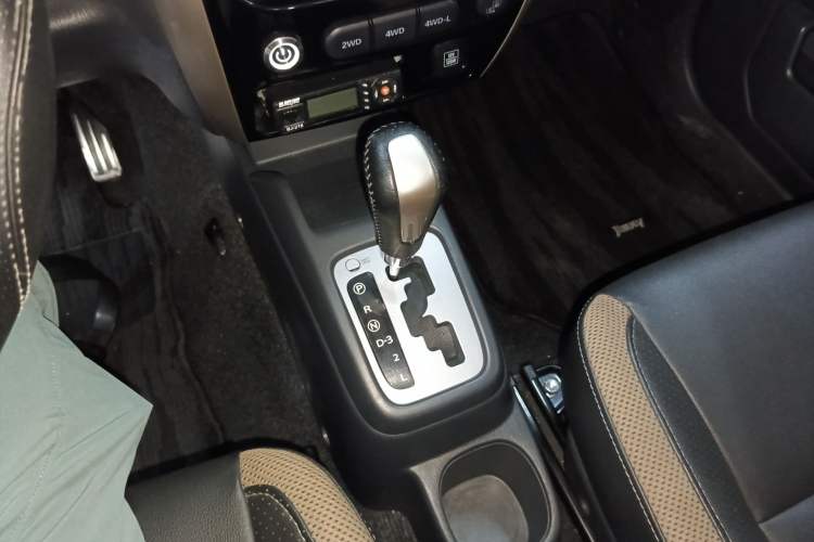 Used Suzuki Jimny 2015 1.3 AT Mode3 Navigation Edition