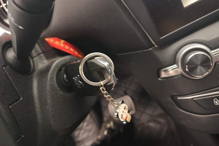 Used Peugeot 408 2015 1.2T Automatic Luxury Edition Vehicle Key